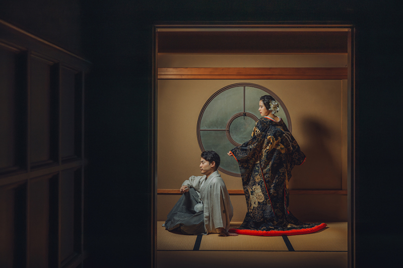 和装の後ろ姿ショット