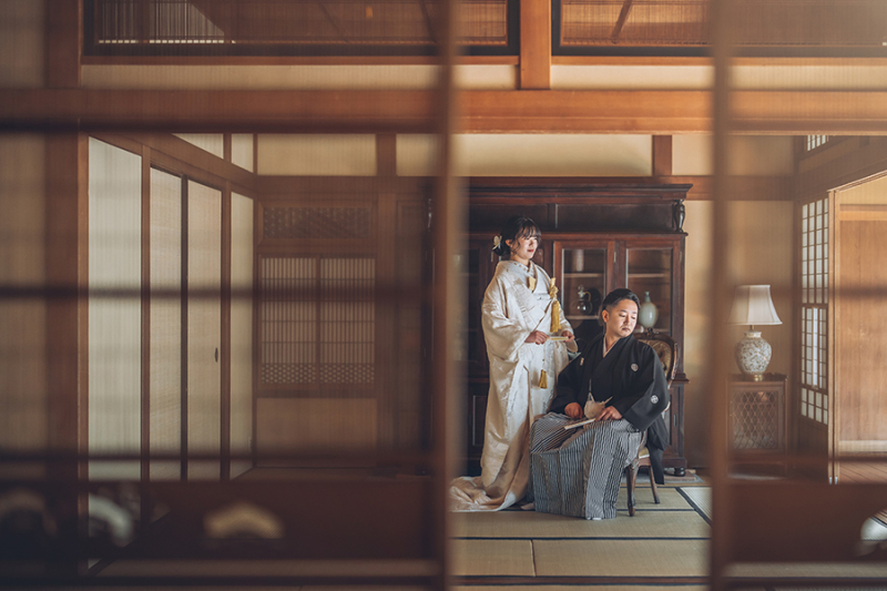 窓際で自然を活かして