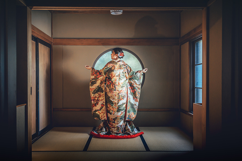 和装の後ろ姿ショット