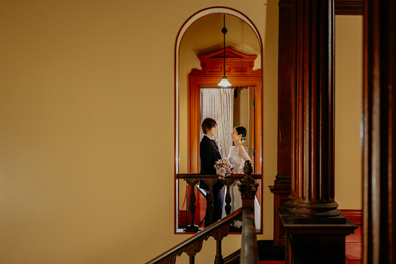 廊下でのカッコいいお写真も