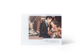 パノラマ3面台紙［ A &ndash; Type ］(ホワイト&times;ブラウン) / サイズ : 232&times;297mm