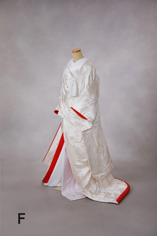 白無垢（白×赤）