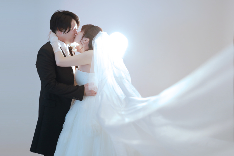 ロングベールを活かしてダイナミックに