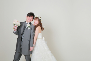 お急ぎ撮影プラン！洋装1着スタジオ撮影　全データ(30カット)付きプラン　通常￥88,000→￥44,000