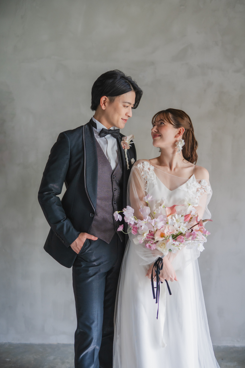 【洋装スタジオフォト１着】感動的なスタジオでの撮影50カットデータ付