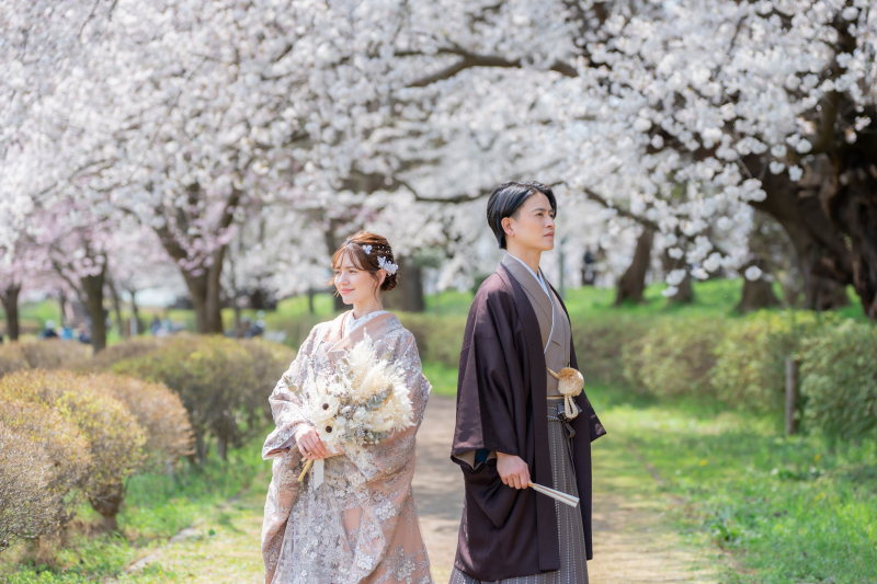 【洋装2着＋和装１着】和装でロケーション撮影+洋装でスタジオ撮影 130カットデータ付♪ ドライフラワーとアンティークのスタジオ