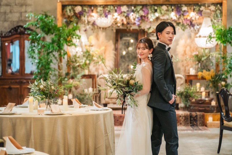 【洋装2着＋和装１着】和装でロケーション撮影+洋装でスタジオ撮影 130カットデータ付♪ ドライフラワーとアンティークのスタジオ