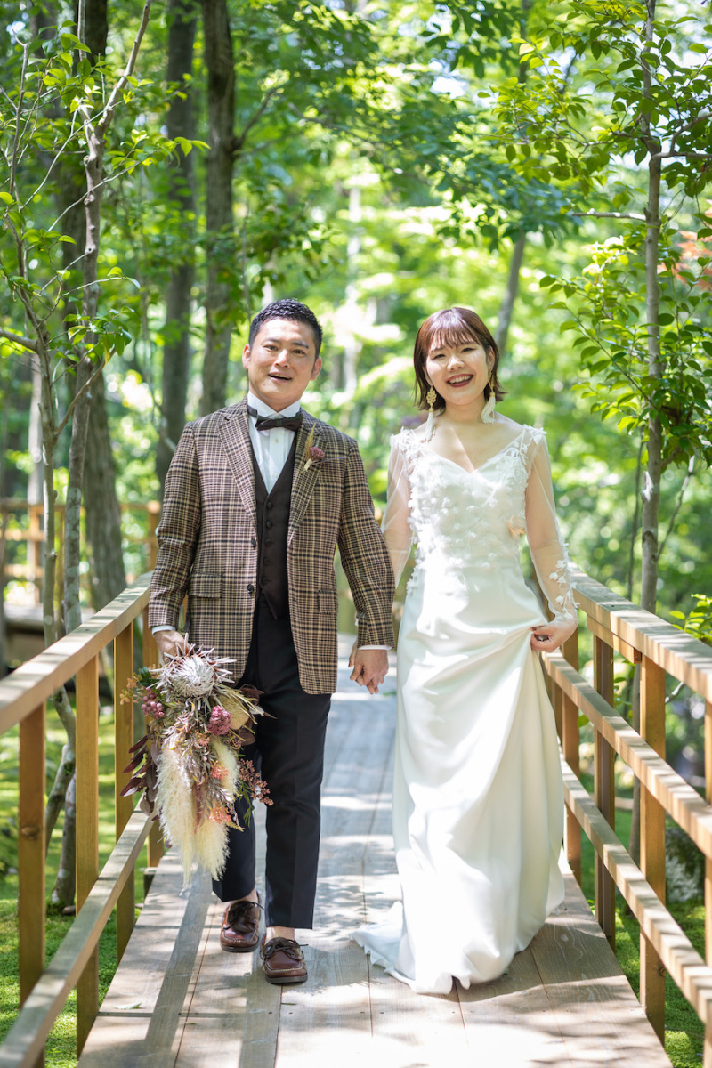 洋装に着替えて