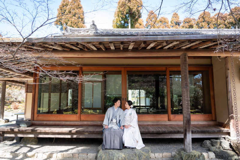 庭園横には移築した建物も