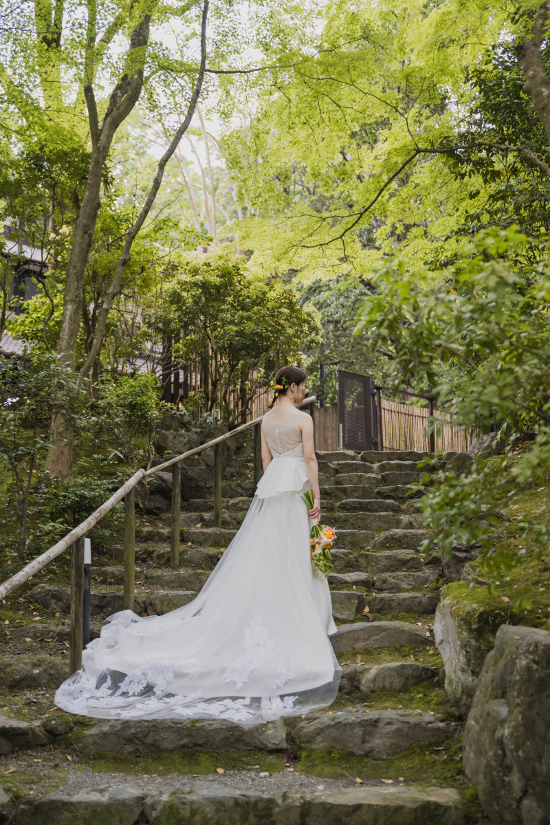 【洋装ロケ】《データ特急仕上げ保証!》プライベート感たっぷりのSHOZANの森洋装撮影プラン♪