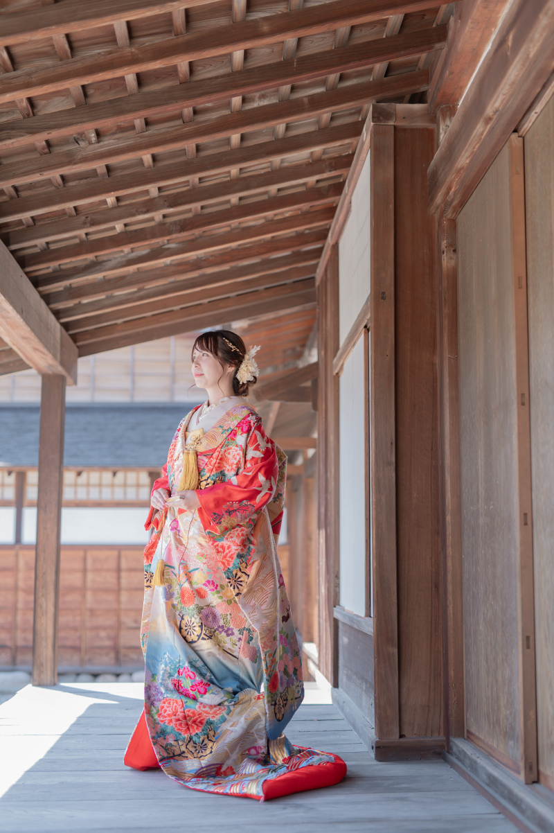 室内で新婦様のソロカット!