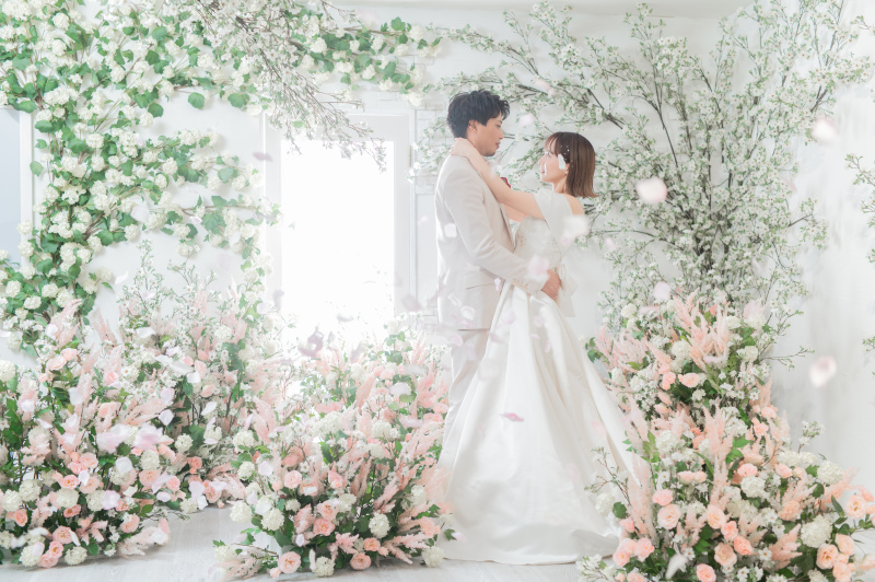 洋装にチェンジ!当店自慢のフラワーセットから