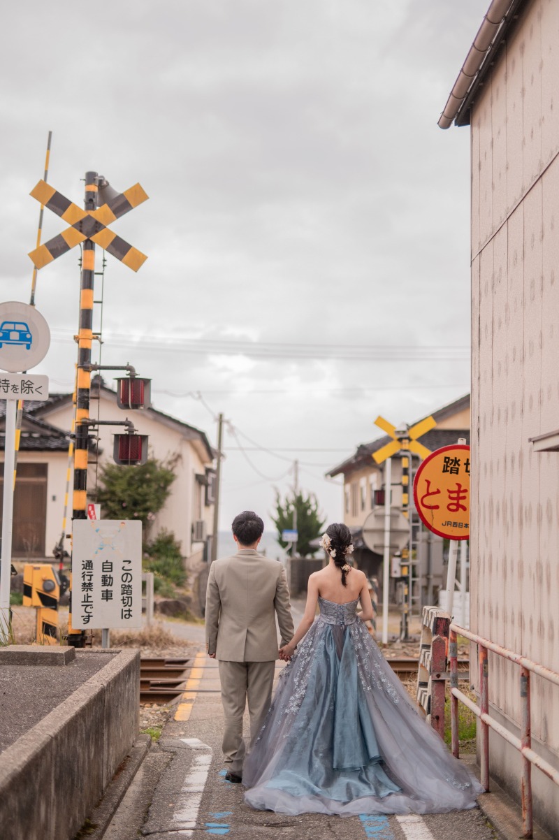 雨晴海岸ならではの定番スポット!