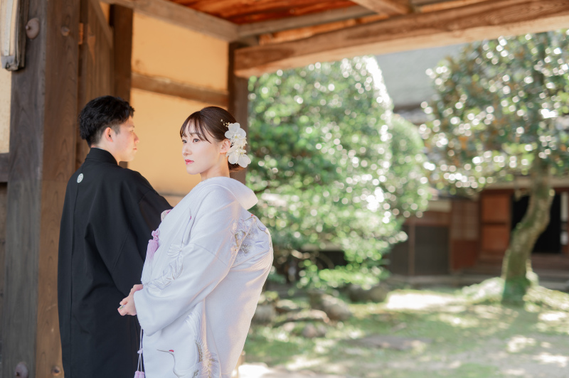 最初はメインの門の前で!