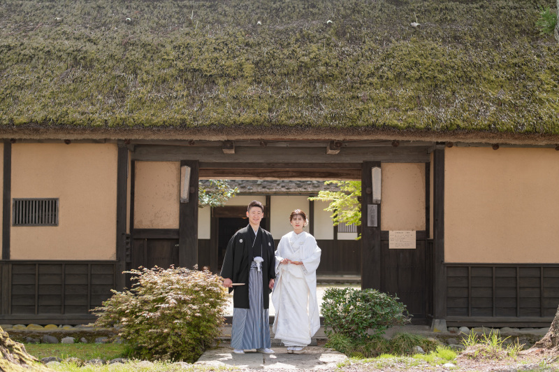 浮田家入口にて撮影