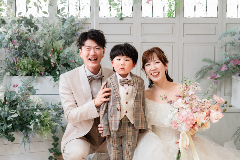 お子様との洋装スタジオ2着撮影