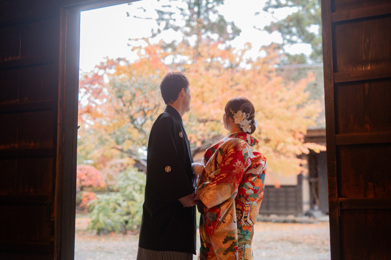 おふたりで紅葉を眺めて