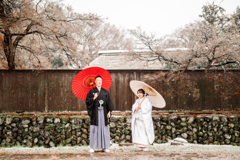 雪の中での日本庭園