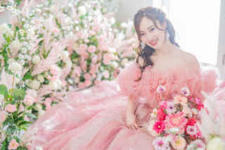 ＼2024年新作ピンクドレスで！／スタジオ撮影