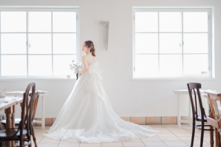 ウェディングフォトスタジオOath&Ours富山店_《洋装》カフェ