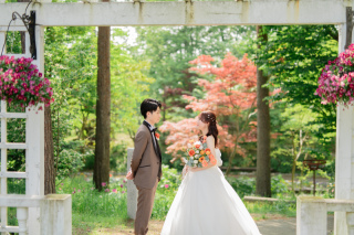 ウェディングフォトスタジオOath&Ours富山店_《洋装》新緑フォト