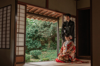 日本庭園での撮影！お座敷もある豪農の邸宅　浮田家での和装ウェディングフォト撮影