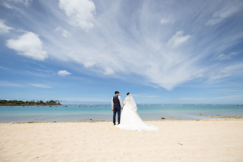 真っ白な砂浜、真っ青な空と海!
