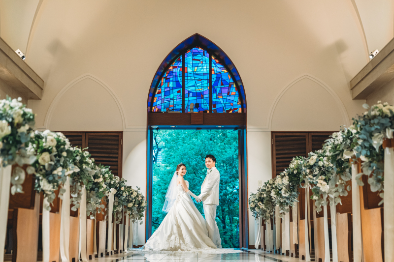 扉が開かれると…