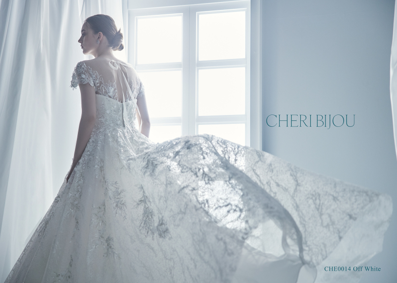 FLARE横浜元町本店_ウエディングドレスが豊富