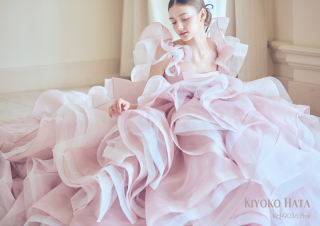 結婚式と同様のドレスを撮影でも♡