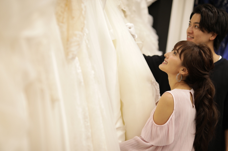 来店時「新規相談」&「衣裳見学」・「事前試着」可能