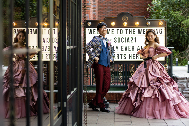 まるでダンスシーンのような一枚