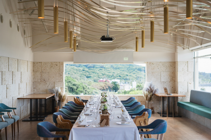 小さな結婚式 沖縄イル・ド・レ店_会食ができる