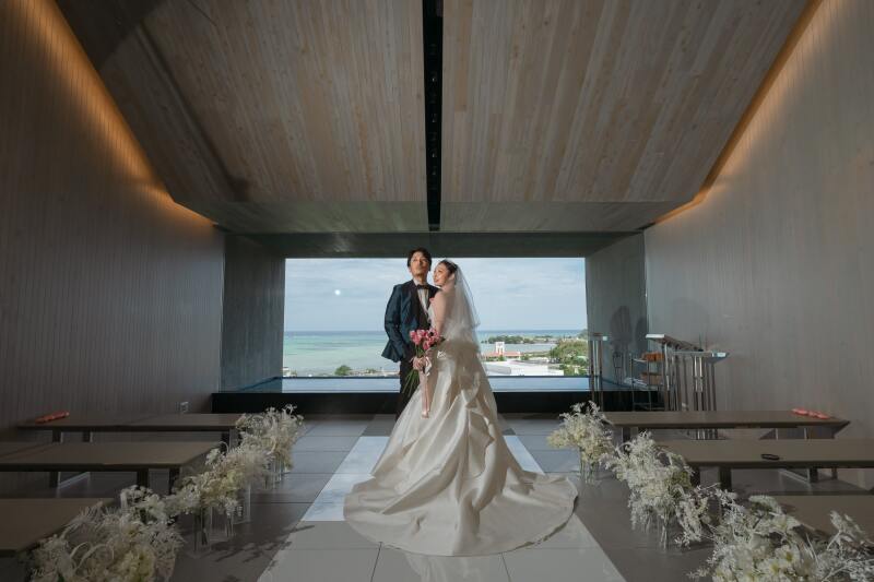 小さな結婚式 沖縄イル・ド・レ店_チャペルで撮影できる