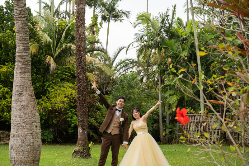 小さな結婚式 沖縄イル・ド・レ店_カラードレスが豊富