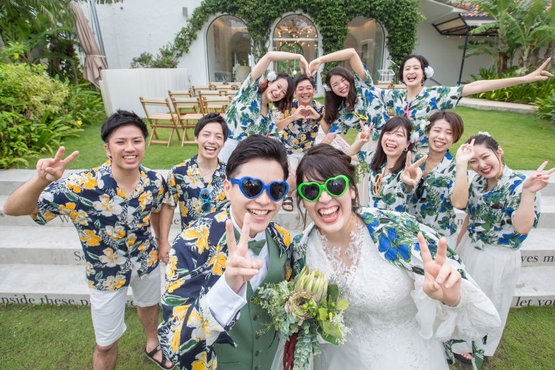 小さな結婚式 沖縄イル・ド・レ店_家族・友人を撮影に呼べる