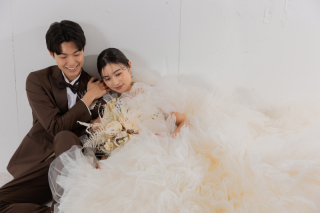 定番人気【和装1点+洋装1点スタジオプラン】スケジュール優先でも安心のスタジオ前撮り