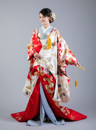 1138 白地 赤黒ぼかし