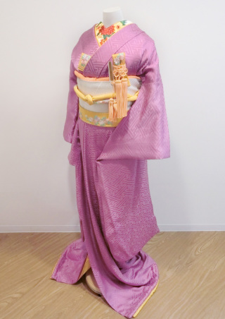 掛下009 紗綾形 紅梅