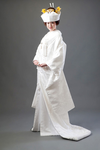 白無垢献上格天井鶴　2022