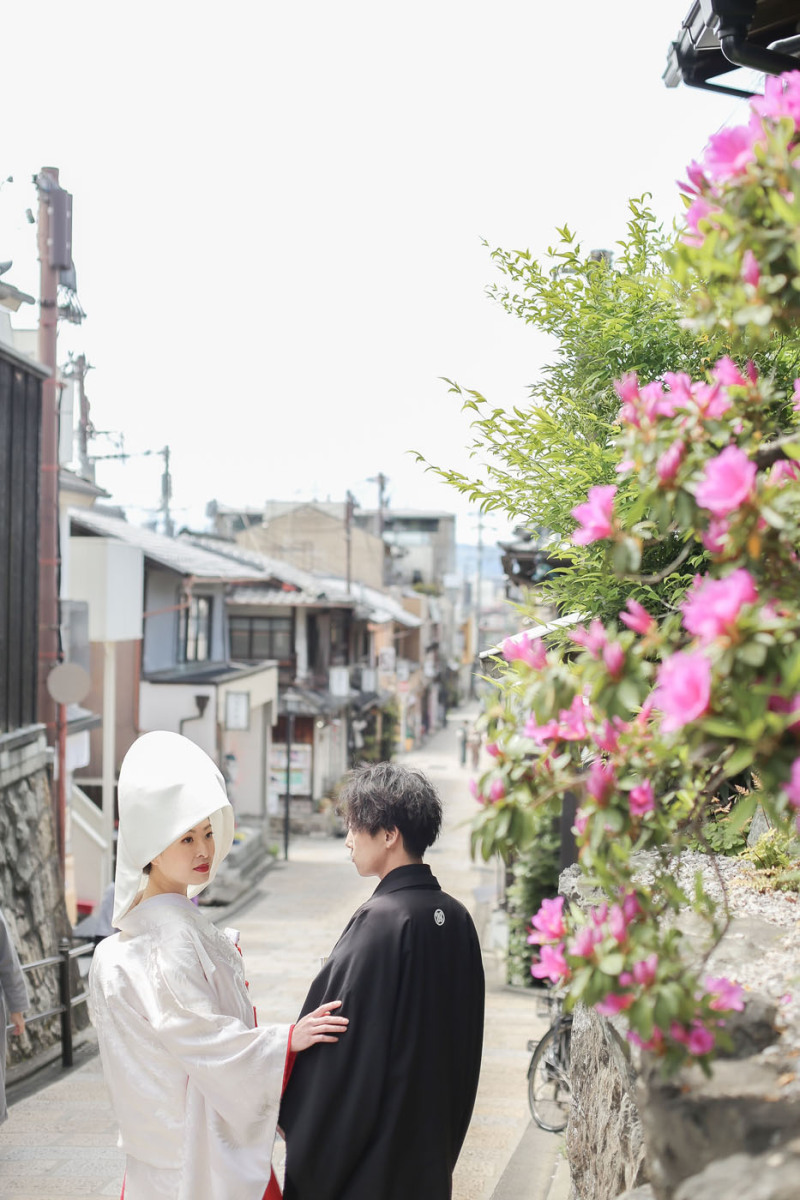 つつじのピンクと白無垢