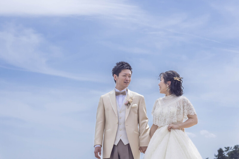 クリーム色のタキシード