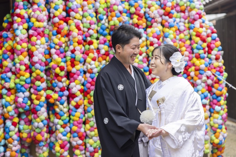 まずはカラフルなロケーション