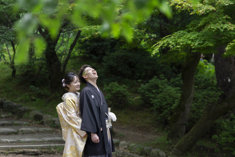 ちょっと崩した表情も◎