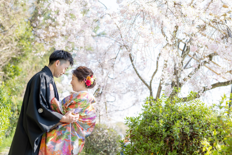 ちょっと照れた表情も