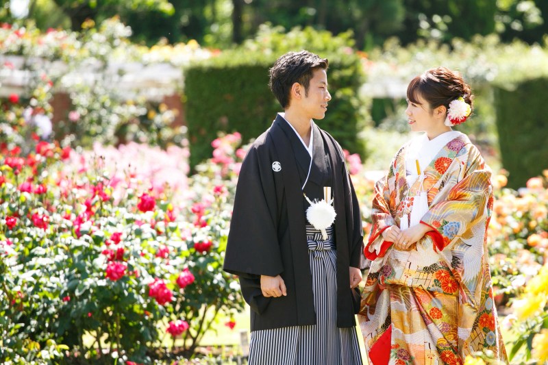 バラにかこまれて…*