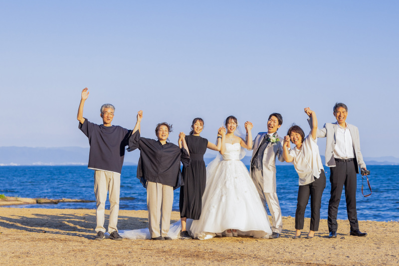 花嫁和婚_家族・友人を撮影に呼べる