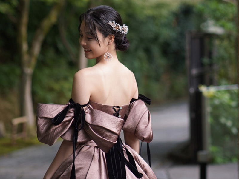 花嫁和婚_カラードレスが豊富