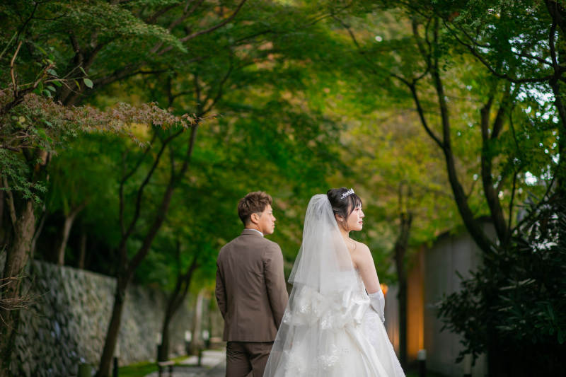 花嫁和婚_ガーデンで撮影できる