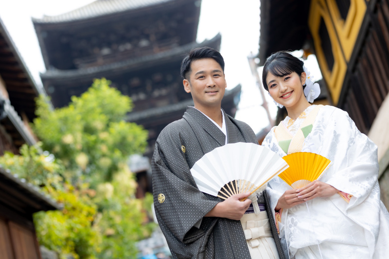 〈和装2点 &色掛下+小物 〉ロケ撮影【350カットデータ・アルバム◇色打掛1点&白無垢1点+ロケ地はコースから】